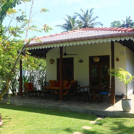 Lilly House Bed & Breakfast Unawatuna Luaran gambar