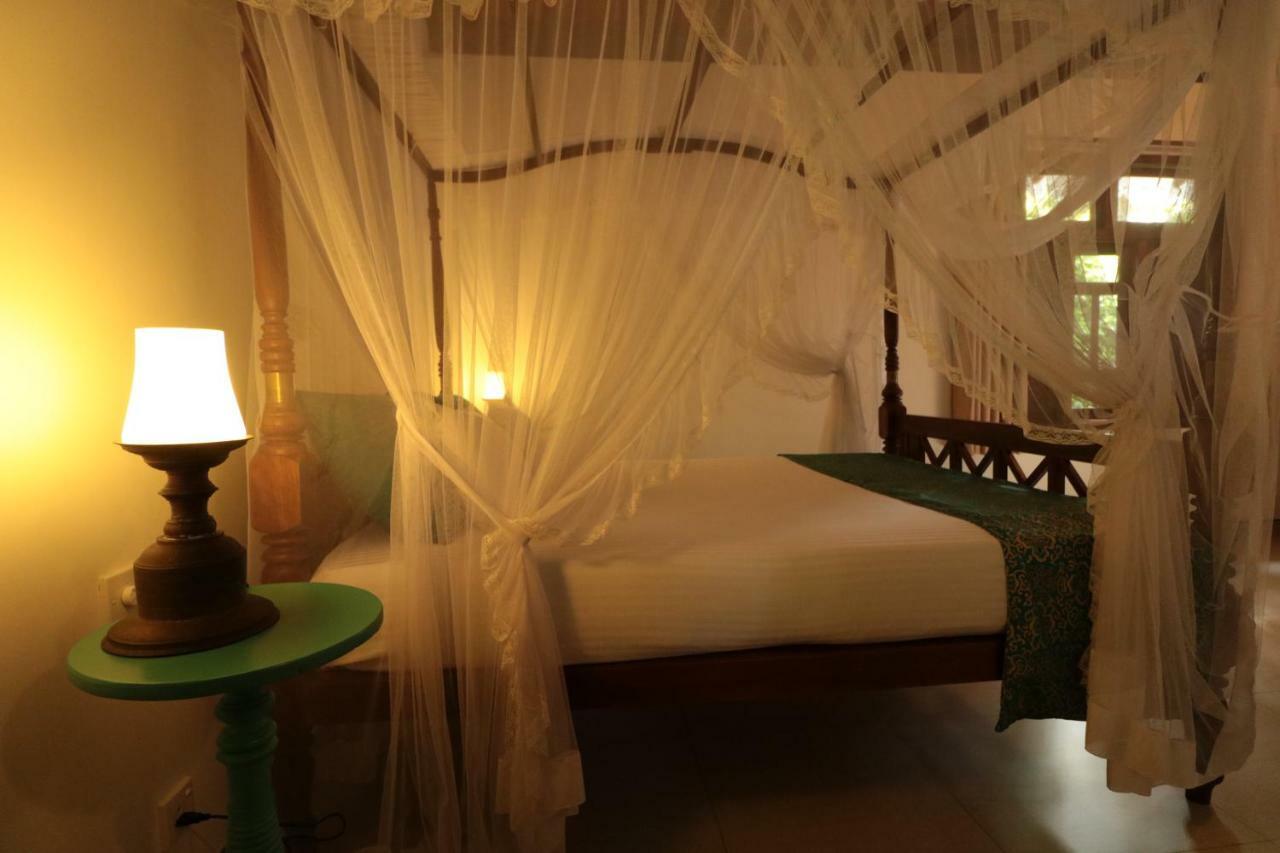 Lilly House Bed & Breakfast Unawatuna Luaran gambar